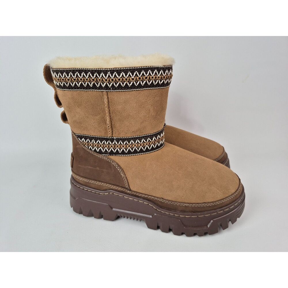 UGG Classic Women's Brown Mini Trailgazer Shearling Boots Size 7 US 1158322